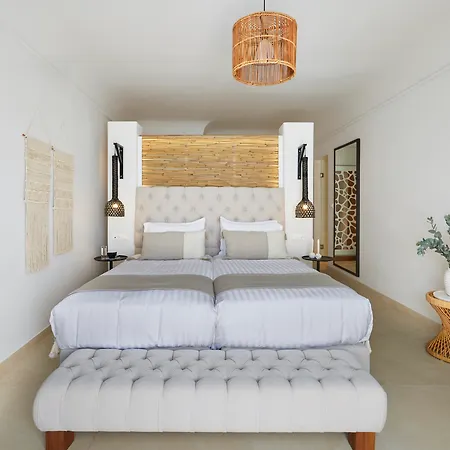 Celestia Grand Fira (Santorini)